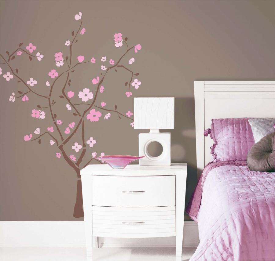 pink blooms